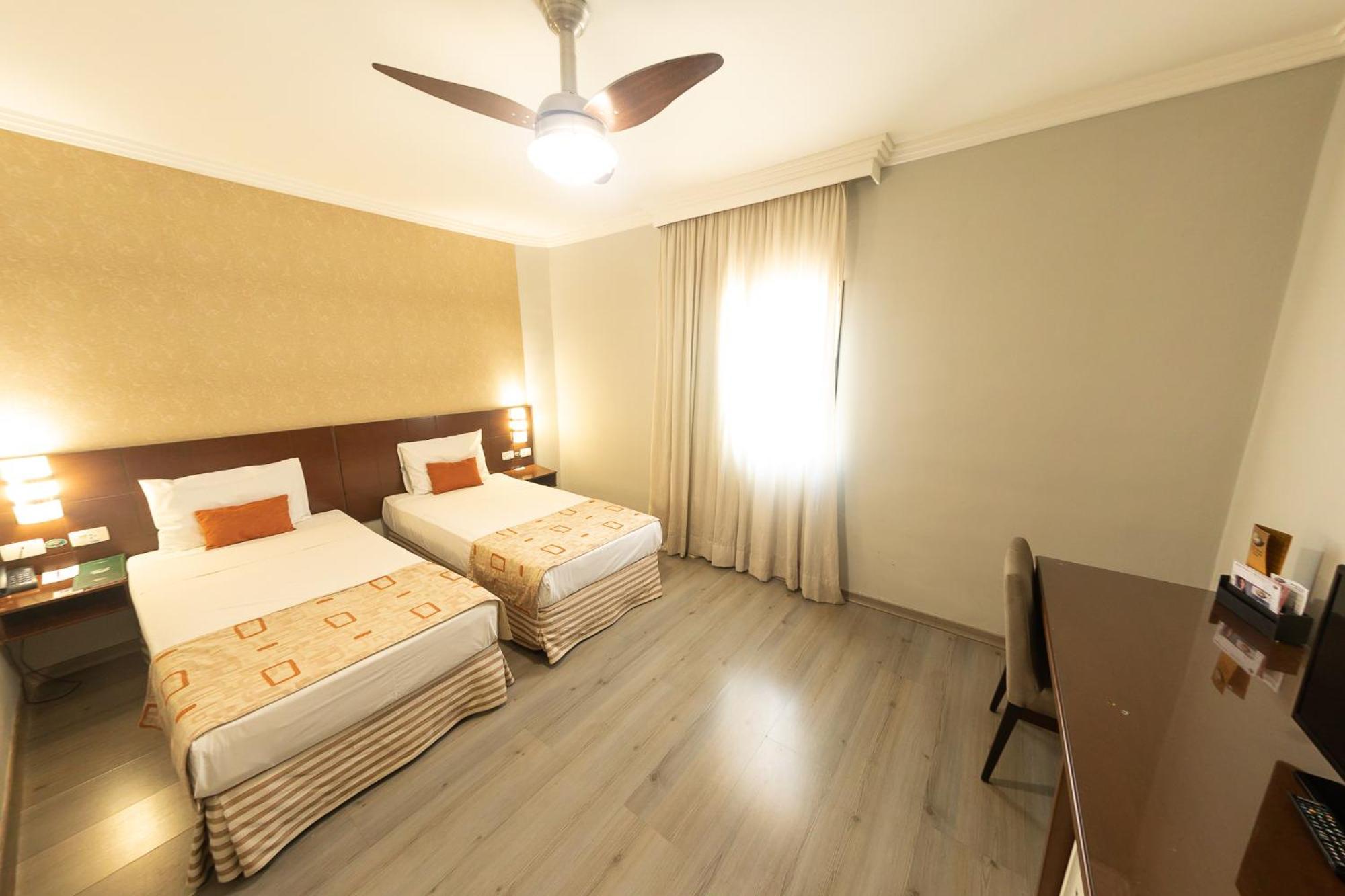 Class Hotel Guaxupé 外观 照片