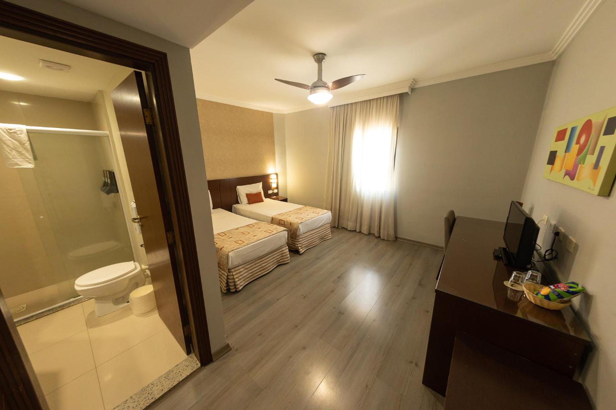 Class Hotel Guaxupé 外观 照片